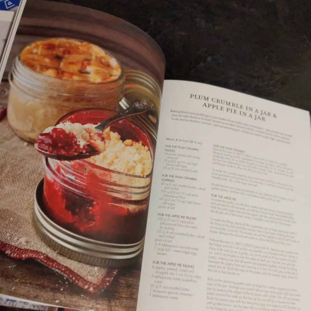 Book - Picture 4 of 8